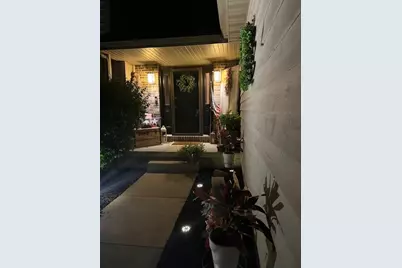 932 Foxpointe Drive, Sycamore, IL 60178 - Photo 50