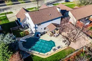 932 Foxpointe Dr, Sycamore, IL 60178 - Photo 16