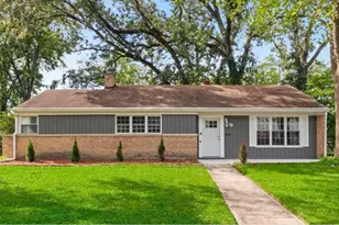 19 Apple Ln, Park Forest, IL 60466 - Photo 1