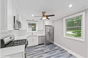 19 Apple Ln, Park Forest, IL 60466 - Photo 4