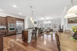 4929 Forest Ave, Downers Grove, IL 60515 - Photo 2