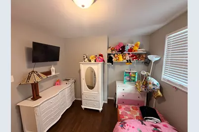 17316 Central Park Avenue, Hazel Crest, IL 60429 - Photo 8