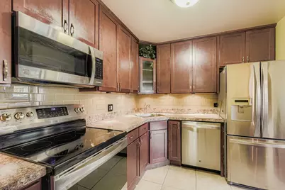 3930 N Pine Grove Avenue #805, Chicago, IL 60613 - Photo 6