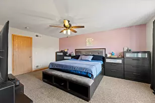 505 N Frieh Dr, Romeoville, IL 60446 - Photo 12