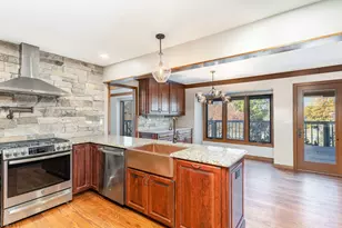 841 Turnbridge Cir, Naperville, IL 60540 - Photo 10