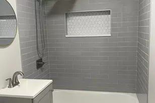 342 Seminole Ln, Carol Stream, IL 60188 - Photo 16