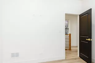 5637 S Prairie Ave, Chicago, IL 60637 - Photo 14