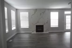 710 Timothy Ct, East Dundee, IL 60118 - Photo 2