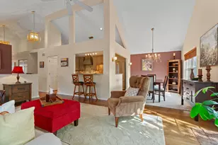 1316 Christine Ct, Vernon Hills, IL 60061 - Photo 10