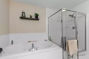 1316 Christine Ct, Vernon Hills, IL 60061 - Photo 18