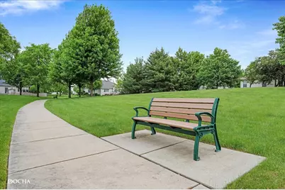 623 Queen Drive, Oswego, IL 60543 - Photo 32