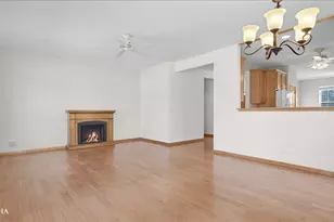 623 Queen Dr, Oswego, IL 60543 - Photo 10