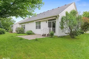 623 Queen Dr, Oswego, IL 60543 - Photo 26