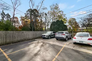 395 N Delaplaine Rd, Riverside, IL 60546 - Photo 26