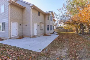 26 Brunton Ct, Bloomington, IL 61704 - Photo 46
