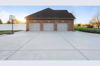 3218 Woodhaven Drive, Bourbonnais, IL 60914 - Photo 66