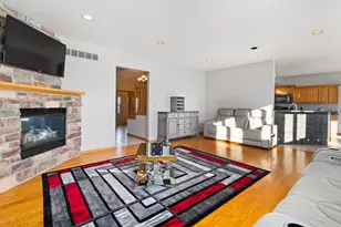 3218 Woodhaven Dr, Bourbonnais, IL 60914 - Photo 12