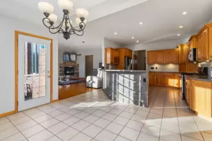 3218 Woodhaven Dr, Bourbonnais, IL 60914 - Photo 10