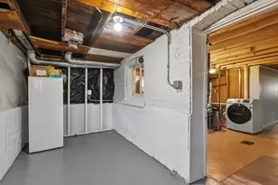 2523 S 58th Ct, Cicero, IL 60804 - Photo 24