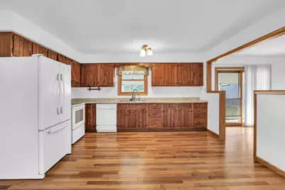 849 N Piatt Street, Bement, IL 61813 - Photo 10