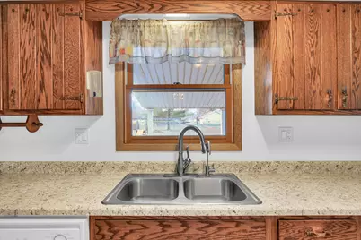 849 N Piatt Street, Bement, IL 61813 - Photo 14