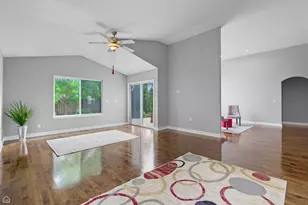 2008 Crooked Tree Ct, McHenry, IL 60050 - Photo 6