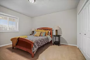 3308 Carrington Ln, Bloomington, IL 61705 - Photo 38