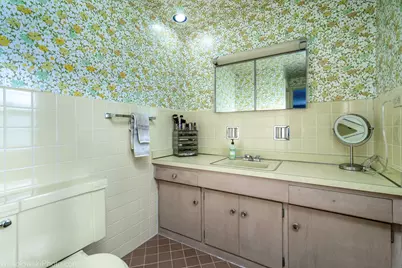 6400 N Knox Avenue, Lincolnwood, IL 60712 - Photo 20