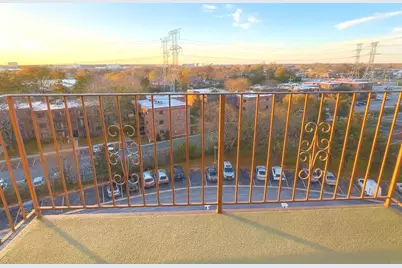 1727 W Crystal Lane #707B, Mount Prospect, IL 60056 - Photo 10