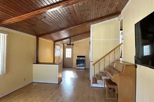 501 Apache Ave, Carpentersville, IL 60110 - Photo 2