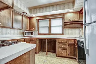 1000 Oneida St, Joliet, IL 60435 - Photo 8