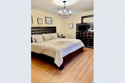 1304 Yorkshire Lane, Carol Stream, IL 60188 - Photo 6