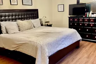 1304 Yorkshire Ln, Carol Stream, IL 60188 - Photo 6