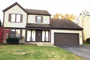 1304 Yorkshire Ln, Carol Stream, IL 60188 - Photo 2