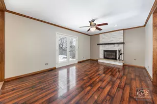 515 Cimarron Dr W, Aurora, IL 60504 - Photo 10