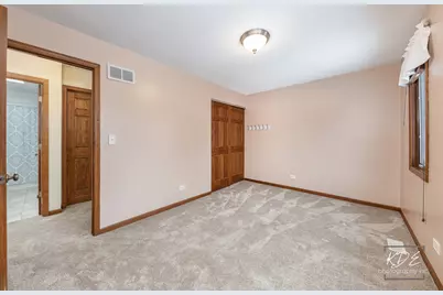 515 Cimarron Drive W, Aurora, IL 60504 - Photo 44