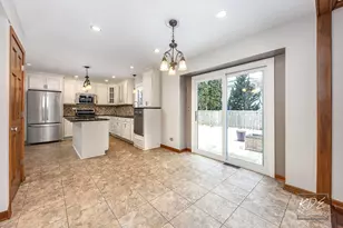 515 Cimarron Dr W, Aurora, IL 60504 - Photo 16