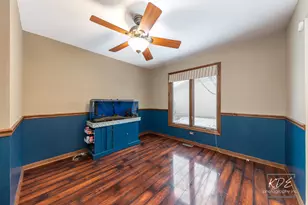 515 Cimarron Dr W, Aurora, IL 60504 - Photo 24