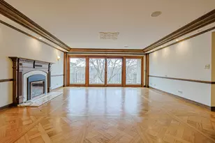 1 Oak Brook Club Dr, Oak Brook, IL 60523 - Photo 8