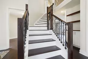 2822 Chesapeake Ln, Bloomington, IL 61704 - Photo 16