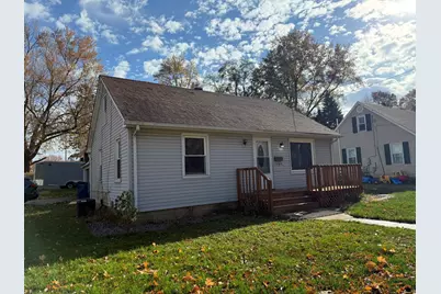 1104 Hemlock Avenue, Dixon, IL 61021 - Photo 4