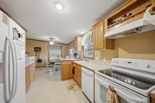 28902 Carriage Dr, Sterling, IL 61081 - Photo 24