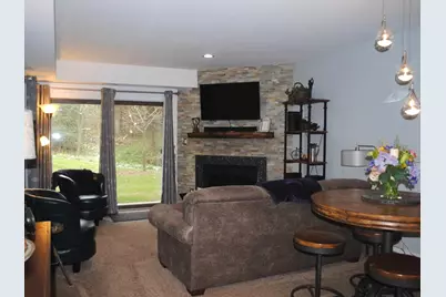 C11 Long Bay Point Drive #1, Galena, IL 61036 - Photo 6