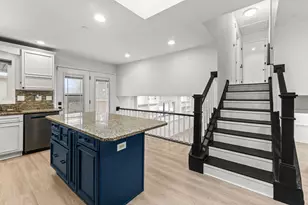 5217 Kathleen Ct, Oak Forest, IL 60452 - Photo 8