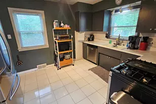 18526 Dixie Hwy, Homewood, IL 60430 - Photo 2