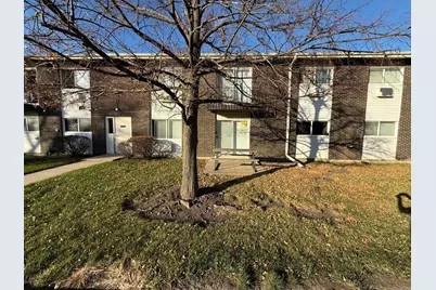 8936 Northshore Drive #104D, Des Plaines, IL 60016 - Photo 2