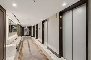 180 E Pearson St, Chicago, IL 60611 - Photo 4