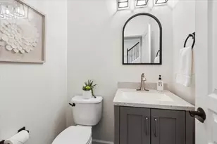 824 E Wing St, Arlington Heights, IL 60004 - Photo 14