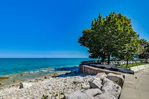 6700 S South Shore Dr, Chicago, IL 60649 - Photo 28