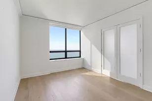 180 E Pearson St, Chicago, IL 60611 - Photo 20